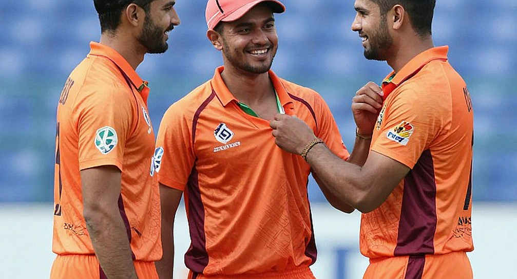 তথ্যের শিকল ভাঙলে: ক্রিকেট বিশ্লেষণ, যাচাইয়ের সংকট আর ব্লকচেইনের প্রতিশ্রুতি