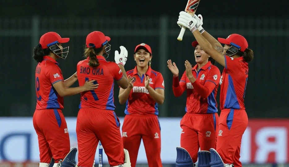 খাতা থেকে ব্লকচেইন: ক্রিকেটের হিসাব কে লিখবে, আর কে যাচাই করবে